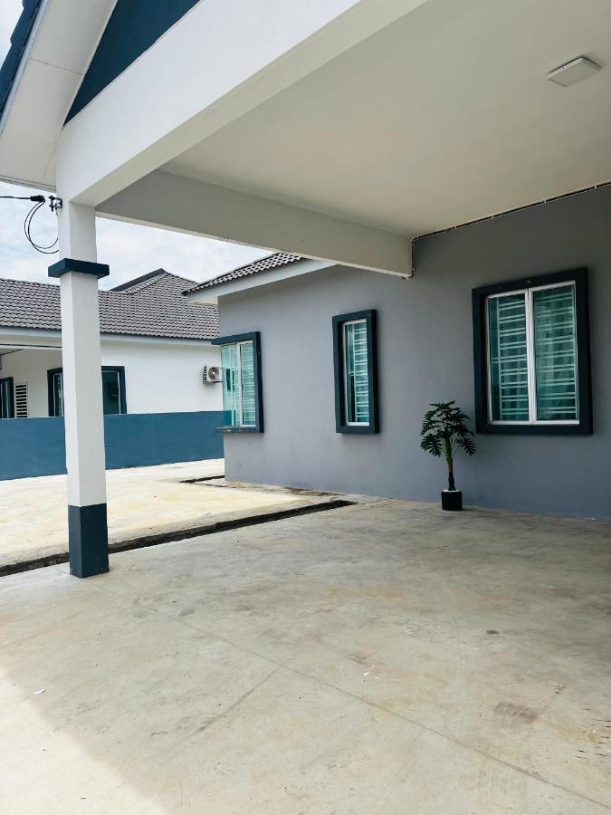 Villa Pool Kepala Batas Kampong Hilir  Bagian luar foto